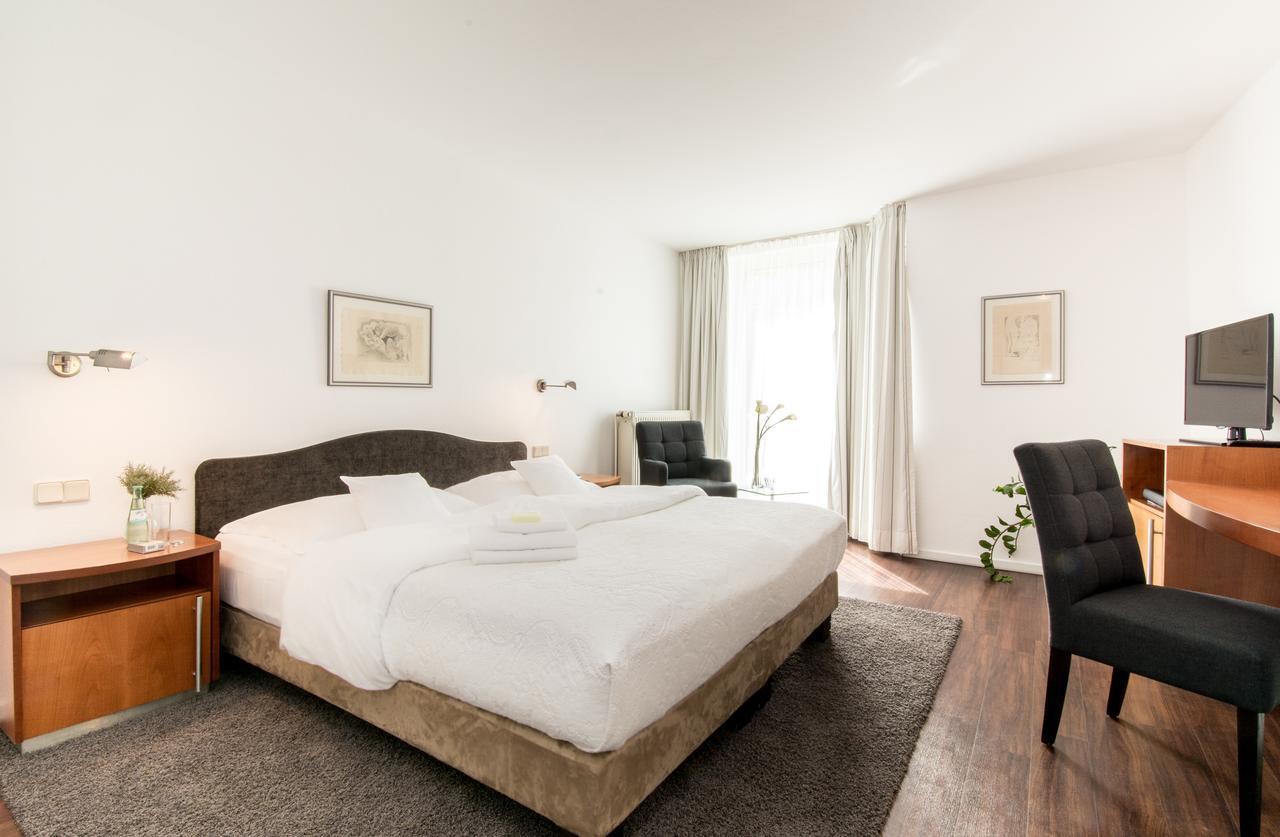 Gartenhotel Luisental Mülheim an der Ruhr Екстериор снимка