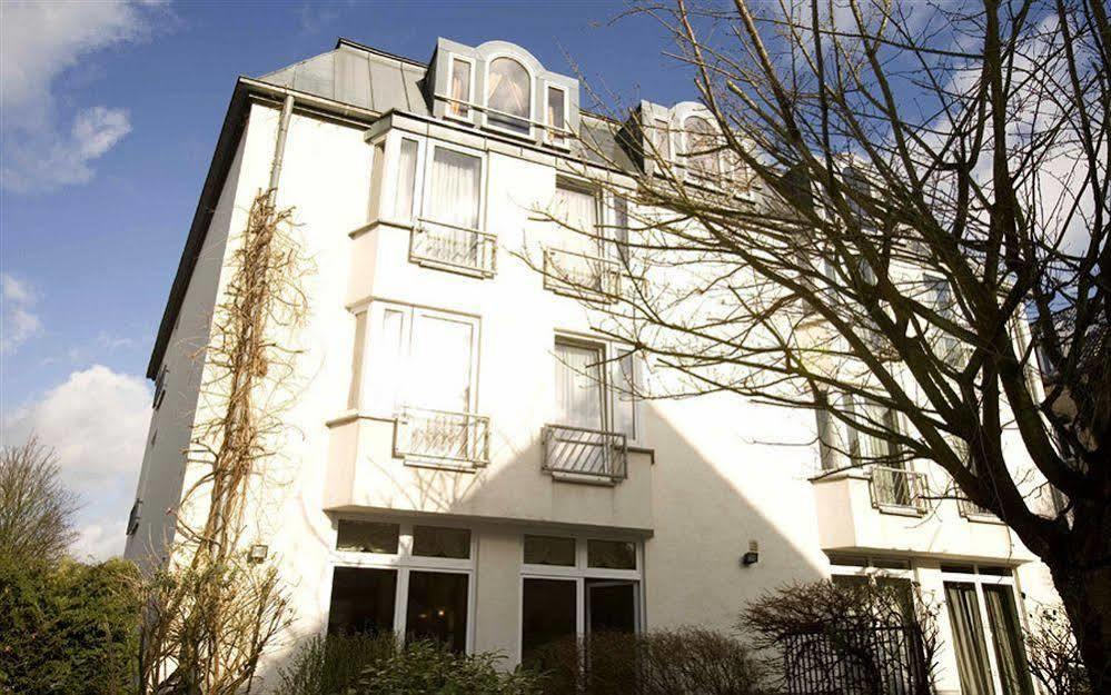 Gartenhotel Luisental Mülheim an der Ruhr Екстериор снимка