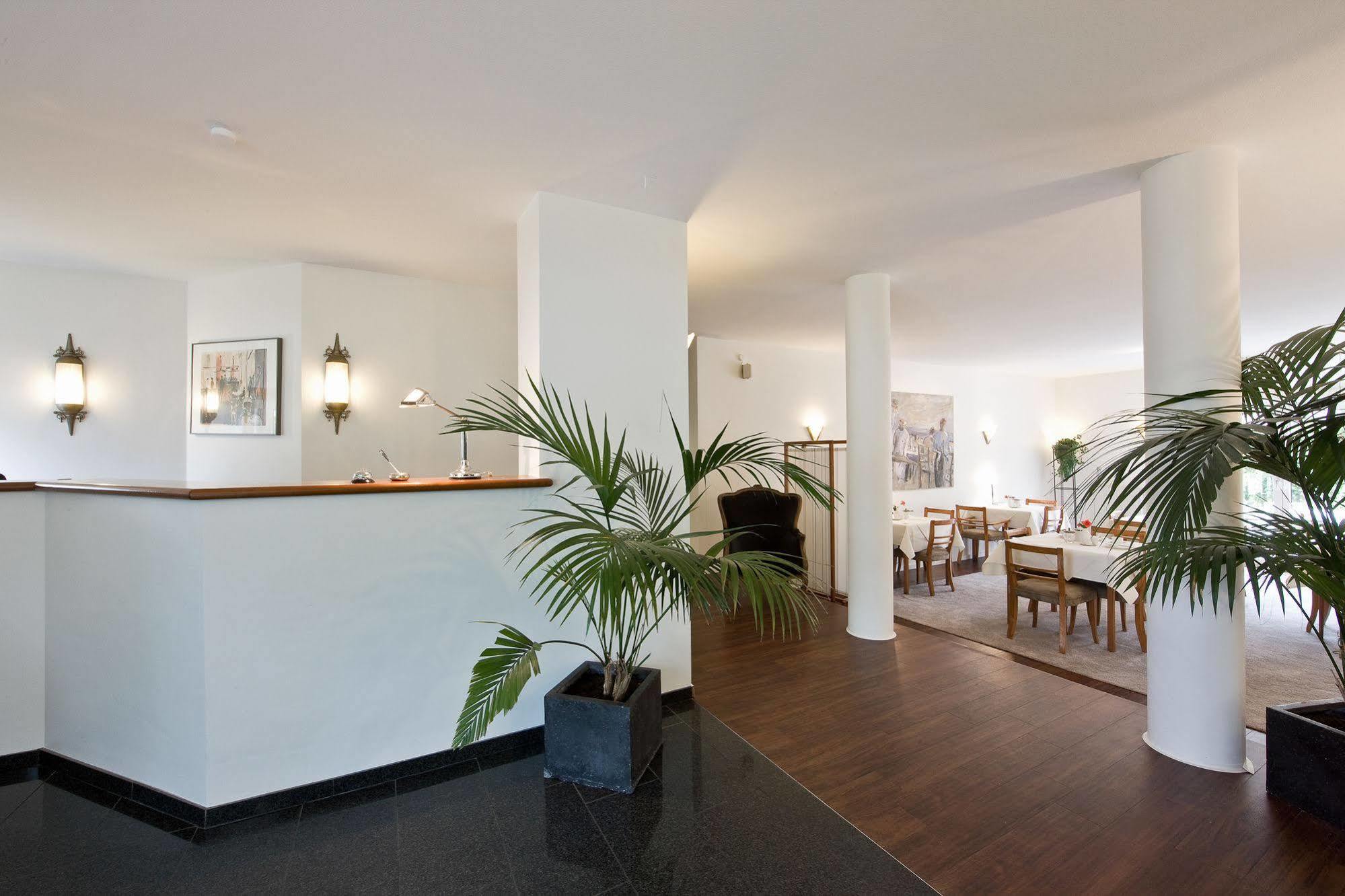 Gartenhotel Luisental Mülheim an der Ruhr Екстериор снимка