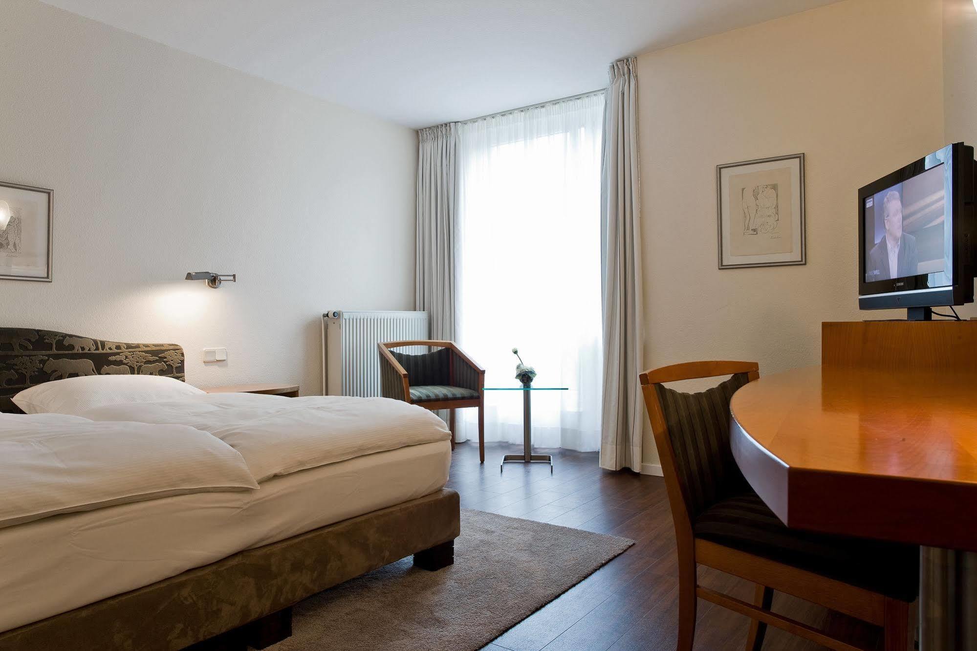 Gartenhotel Luisental Mülheim an der Ruhr Екстериор снимка