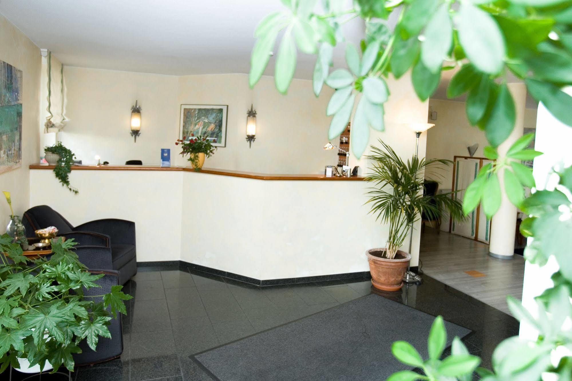 Gartenhotel Luisental Mülheim an der Ruhr Екстериор снимка