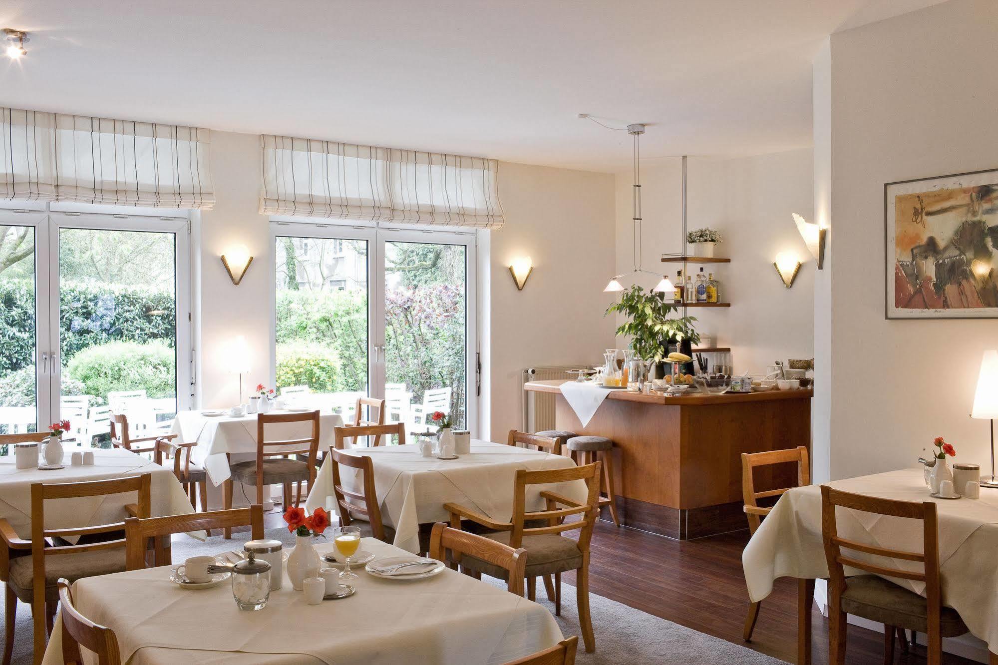 Gartenhotel Luisental Mülheim an der Ruhr Екстериор снимка